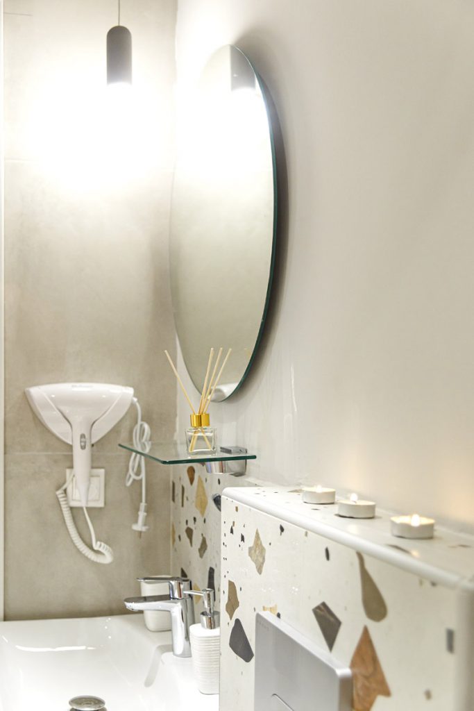 economy-room-9luxuryrooms-14