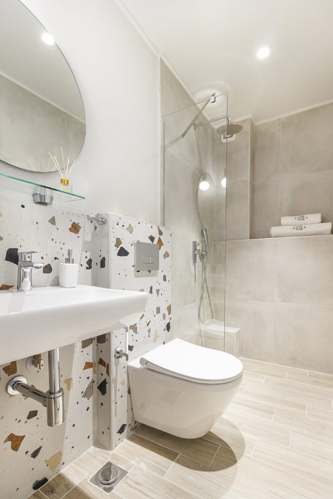 economy-room-9luxuryrooms-6